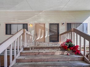13532 Siesta Pines Ct in Ft. Myers, FL - Foto de edificio - Building Photo