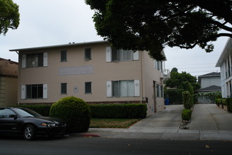 1125 Laguna Ave in Burlingame, CA - Building Photo - Building Photo