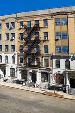 107 W 113th St in New York, NY - Building Photo - Building Photo
