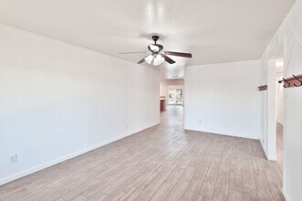 4625 E Park St in Phoenix, AZ - Building Photo - Building Photo