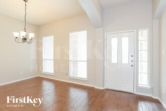 5033 Charisma Dr in Midlothian, TX - Foto de edificio - Building Photo