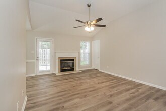 10509 Brawley Ln in Charlotte, NC - Building Photo - Building Photo