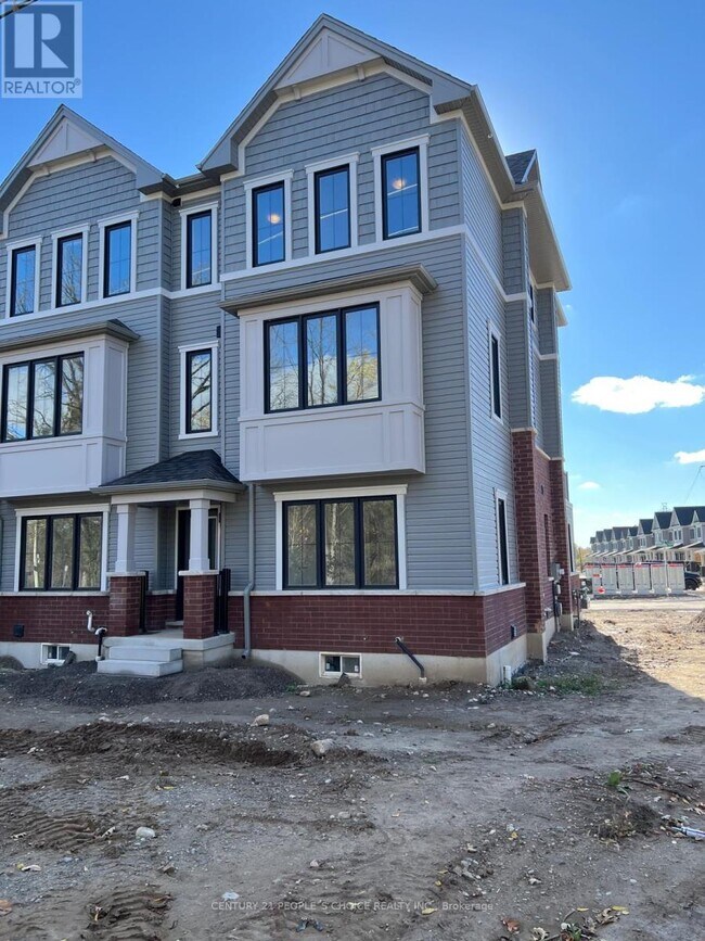 3 Kingbird Cmn in Cambridge, ON - Building Photo - Building Photo