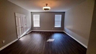 107 Westbourne Wy in Savannah, GA - Building Photo - Building Photo
