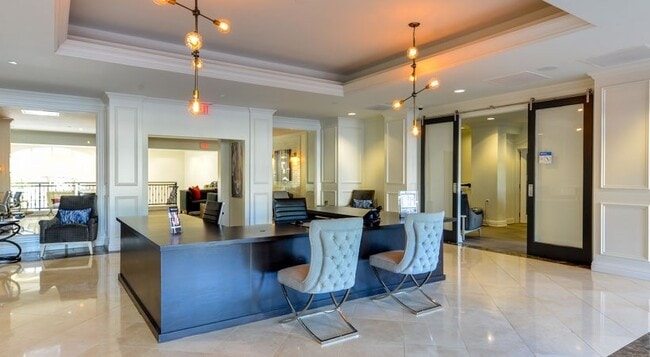The Waterford on Piedmont in Atlanta, GA - Foto de edificio - Building Photo