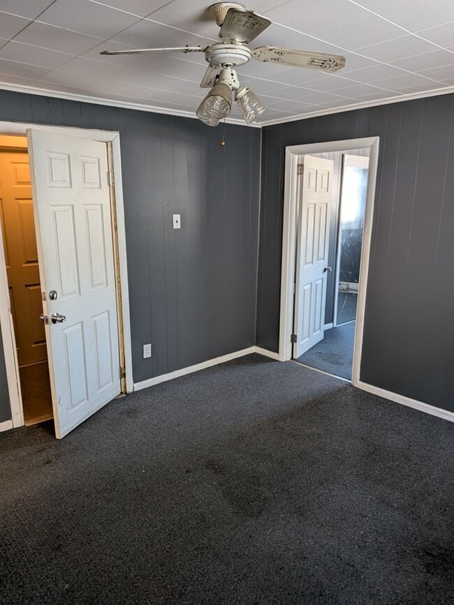 1221 Eynon St in Scranton, PA - Building Photo - Building Photo