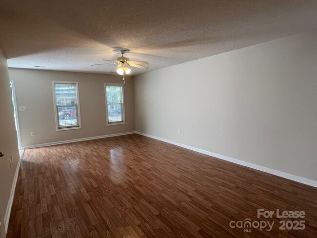 128 Locomotive Ln in Mooresville, NC - Building Photo - Building Photo