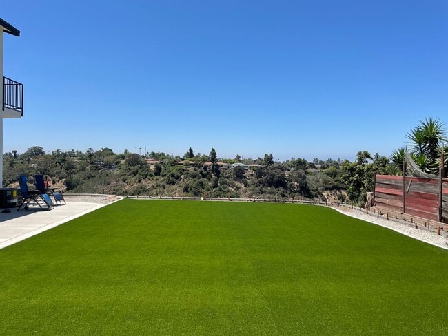 5473 Dorothy Dr in San Diego, CA - Building Photo - Building Photo