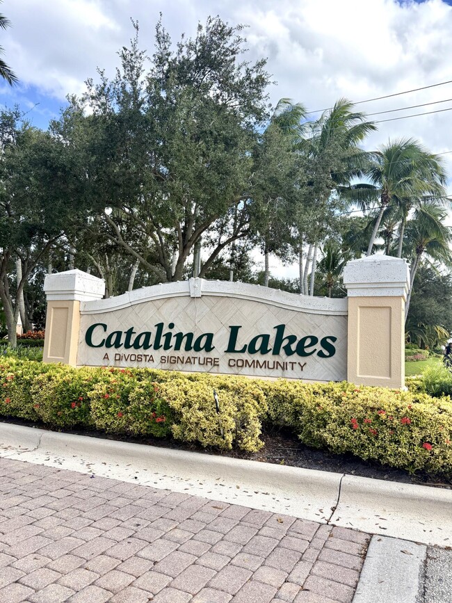property at 488 Capistrano Dr