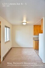 4215 Linden Ave N in Seattle, WA - Building Photo - Building Photo