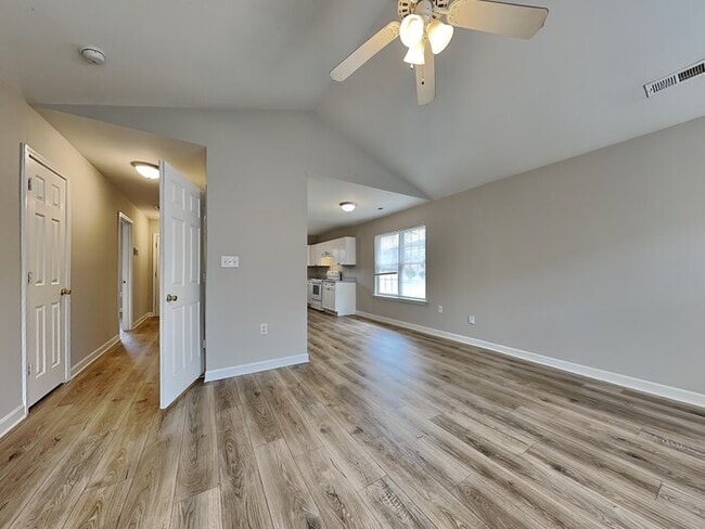 1303 Braveheart Ln in Charlotte, NC - Foto de edificio - Building Photo