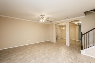8713 Owlcreek Pass Ct in Laredo, TX - Building Photo - Building Photo