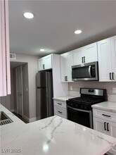 502 Escoto Pl in Henderson, NV - Foto de edificio - Building Photo