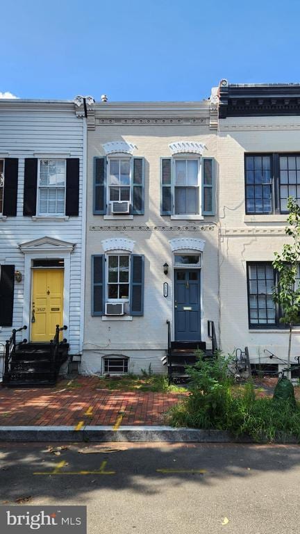property at 3515 O St NW