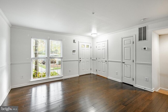 596 Coach Hill Ct in West Chester, PA - Foto de edificio - Building Photo