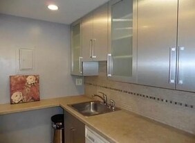 50 Broadlawn Park, Unit 410 in Boston College, MA - Building Photo