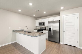 2613 Windmere Dr E in Semmes, AL - Building Photo - Building Photo