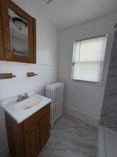 321 E Price St in Philadelphia, PA - Building Photo - Building Photo