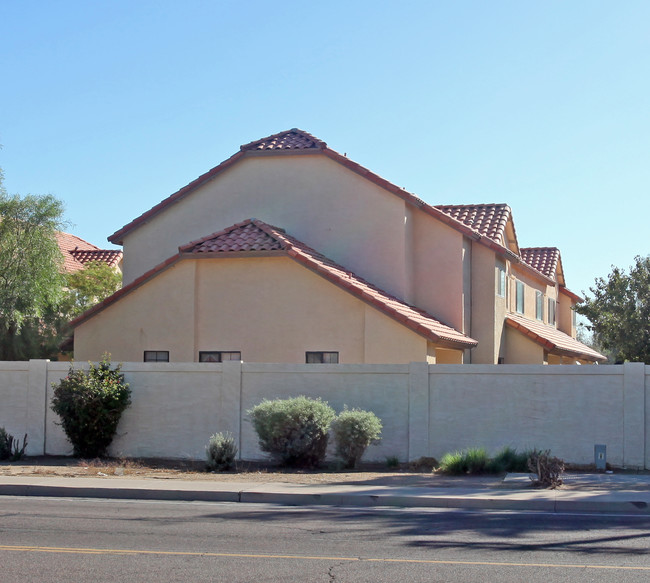 Tamarron Place in Mesa, AZ - Foto de edificio - Building Photo