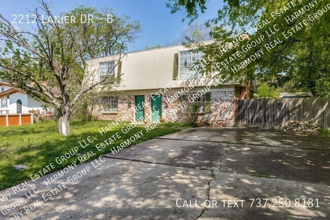 property at 2212 Lanier Dr