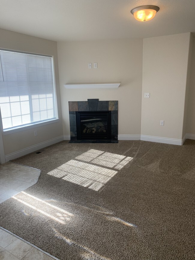 115 Montalto Dr-Unit -D in Cheyenne, WY - Foto de edificio - Building Photo