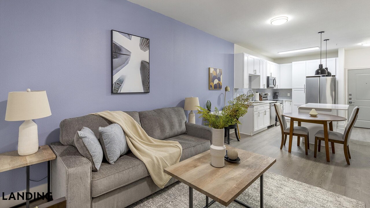 15777 Quorum Dr, Unit 1131 in Addison, TX - Building Photo