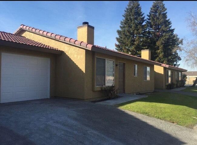 property at 9515 Thistlewood Ct