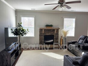 6651 Rivergreen Rd in Flowery Branch, GA - Building Photo - Building Photo