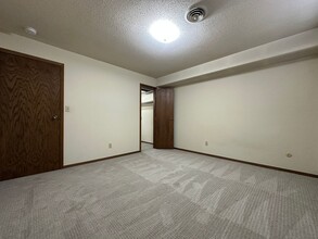 2316 S Cliff Ave in Sioux Falls, SD - Building Photo - Building Photo