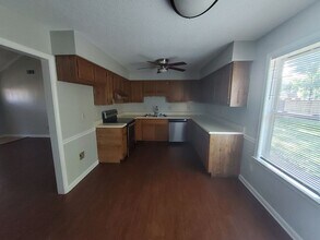 7643 Ivy Hollow Dr in Memphis, TN - Building Photo - Building Photo