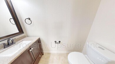 486 Wiltsey Rd in Red Bluff, CA - Building Photo - Building Photo