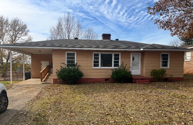 property at 2810 6th Ave