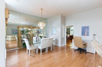 195 Helios Dr in Jupiter, FL - Foto de edificio - Building Photo