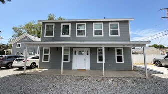 301 W 1st St in San Dimas, CA - Building Photo