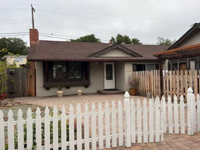7060 Del Norte Dr