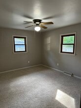 125 Arrow St in Pekin, IL - Building Photo - Building Photo