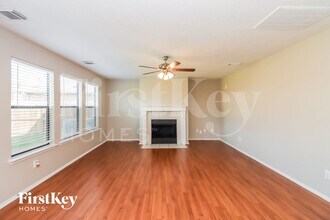 16322 Lynn Crest Ct in Houston, TX - Building Photo - Building Photo