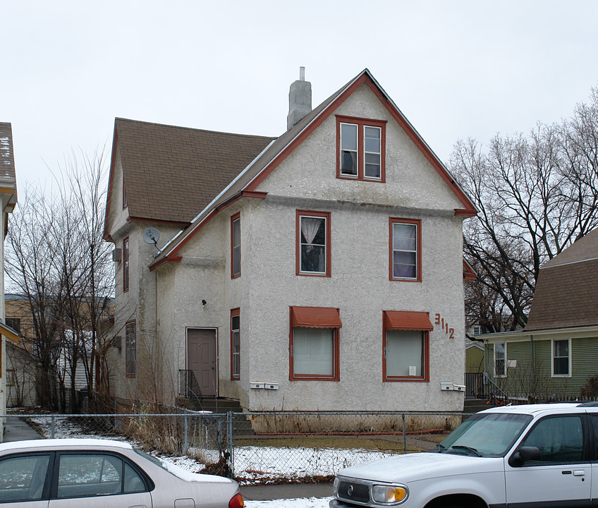 3112 Pleasant Ave S in Minneapolis, MN - Building Photo