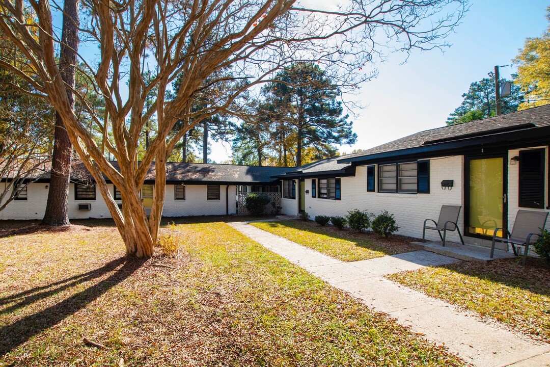 106 Fidelity St in Carrboro, NC - Building Photo