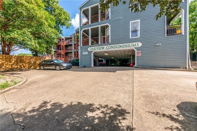 2901 San Jacinto Blvd in Austin, TX - Building Photo - Building Photo