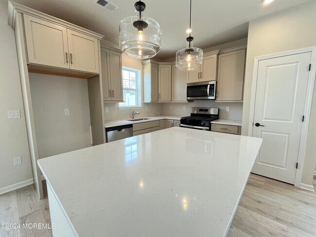 36 Chapel Ln in Wall, NJ - Building Photo - Building Photo