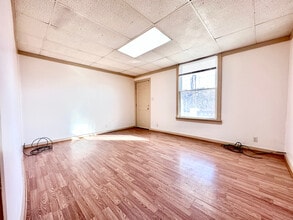 8 W Lutton St in New Castle, PA - Building Photo - Building Photo