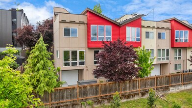 4321 S Webster St in Seattle, WA - Foto de edificio - Building Photo