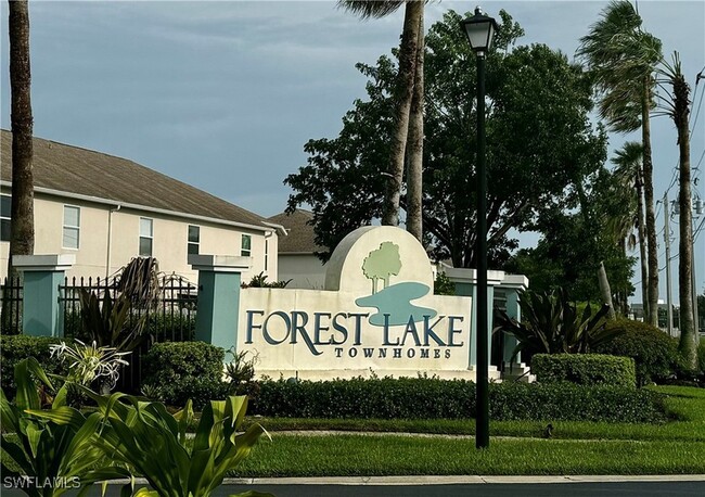 3618 Pine Oak Cir, Unit 107 in Ft. Myers, FL - Building Photo - Building Photo