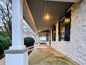 105 S Windy Mansion Rd in Reinholds, PA - Building Photo - Building Photo