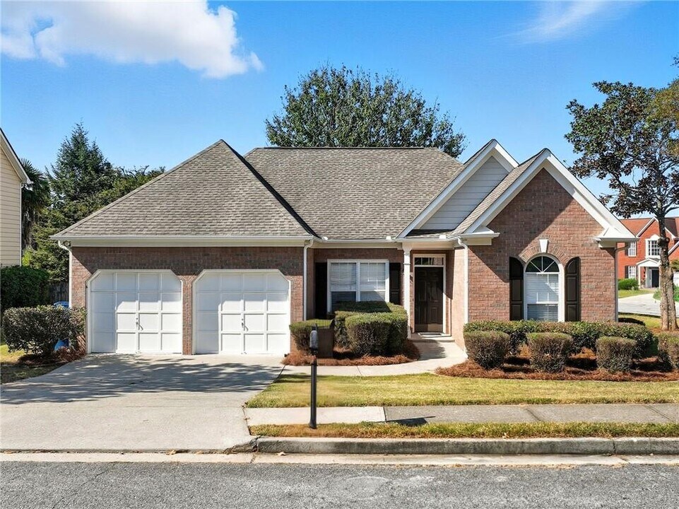 4000 River Green Pkwy in Duluth, GA - Building Photo