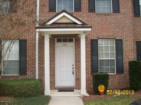 1521 Fieldview Dr in Jacksonville, FL - Building Photo