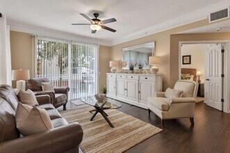 3202 Myrtlewood Cir E in Palm Beach Gardens, FL - Building Photo - Building Photo