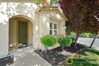 4811 Concordia Dr in El Dorado Hills, CA - Building Photo - Building Photo