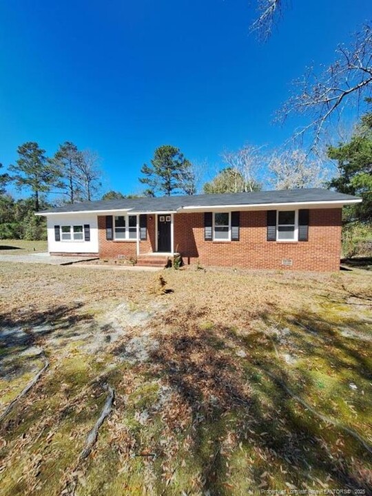 427 Jones Ave in Raeford, NC - Building Photo